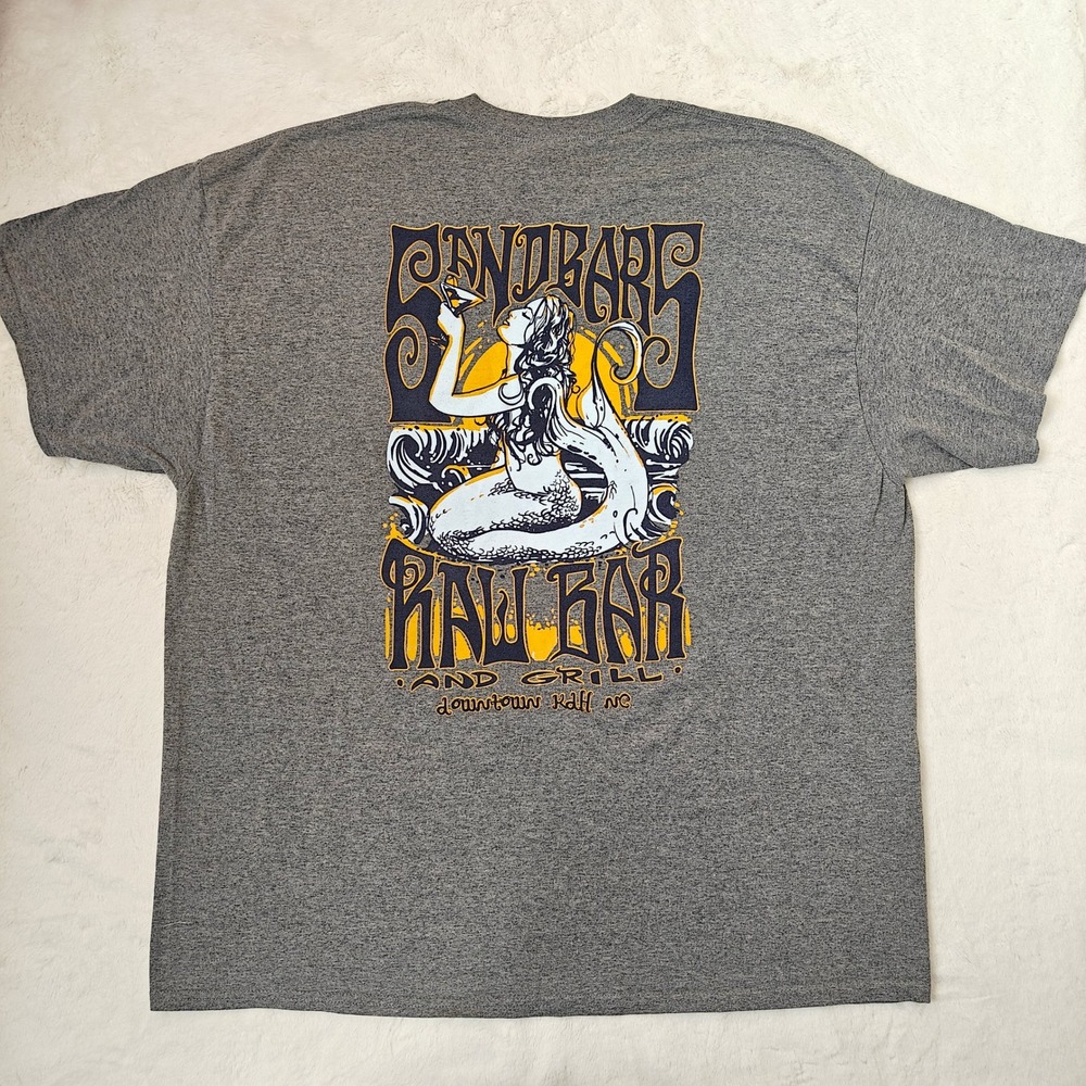 Gildan Sandbars Raw Bar Grill Mermaid Graphic T-Shirt Mens 2XL Grey Short Sleeve